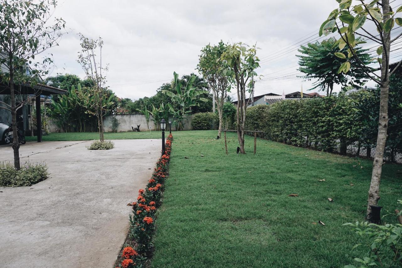 Tha Ma-O Bouteak Homestay - Self Check-In Lampang Exterior foto