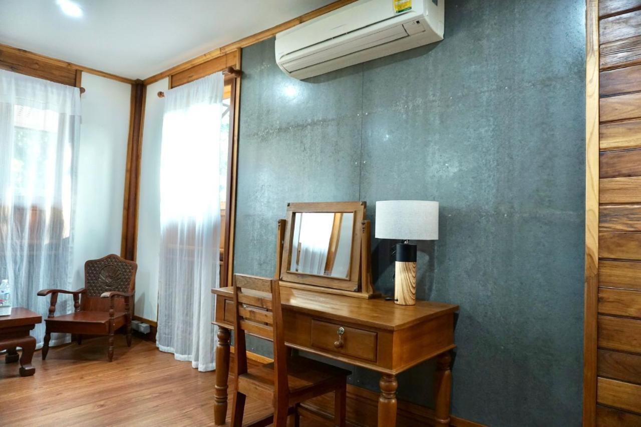 Tha Ma-O Bouteak Homestay - Self Check-In Lampang Exterior foto